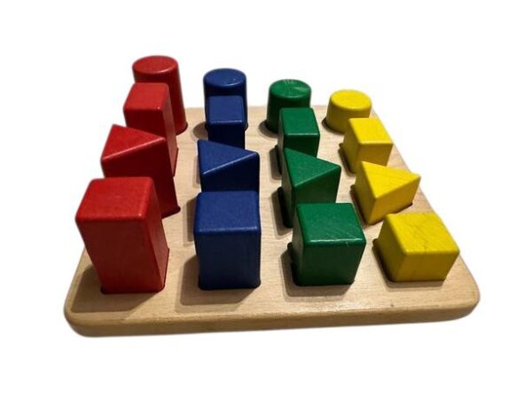 לוח צורות מדורגות